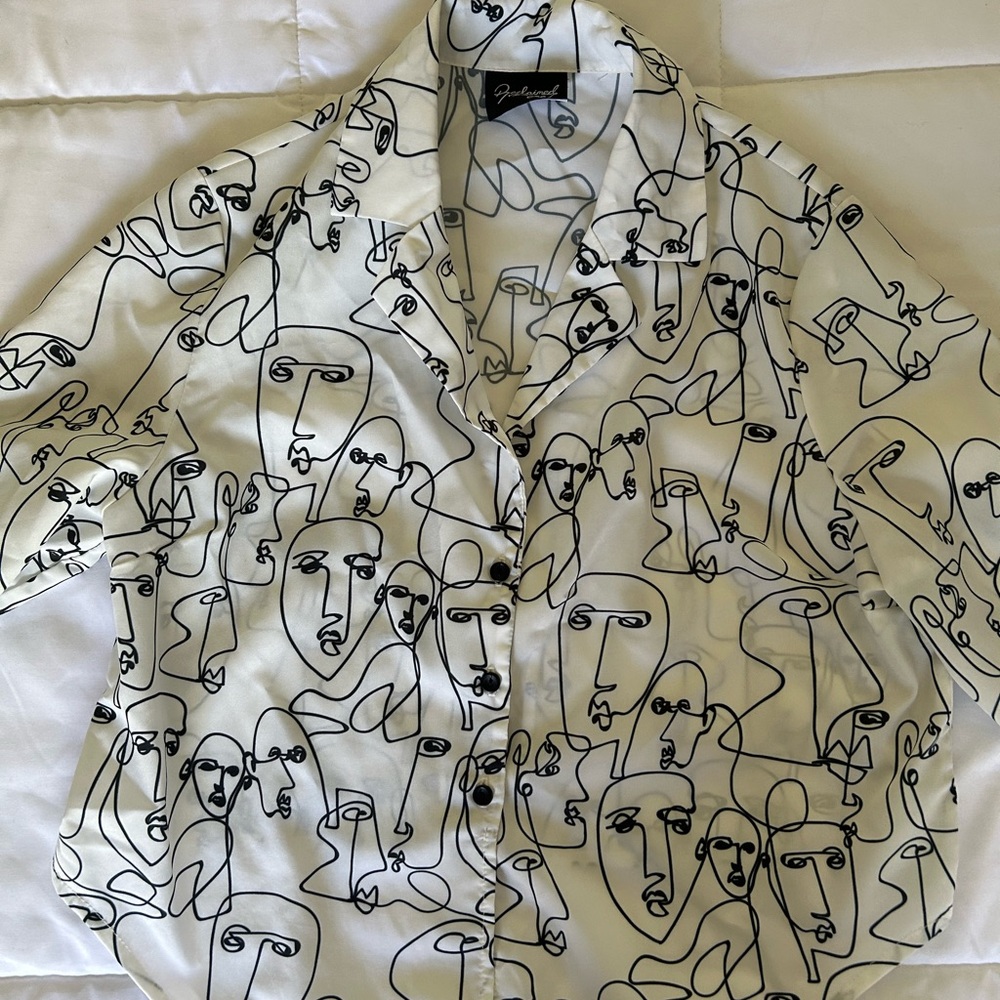 Abstract Face Print Tie Front Top